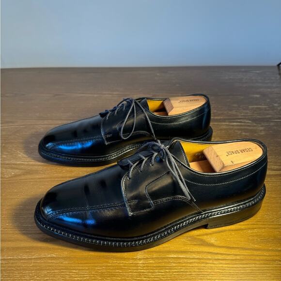 Allen Edmonds Hillcrest Derby Shoes in Black Custom Calf, size 9.5 D, LIKE NEW! - Picture 2 of 8